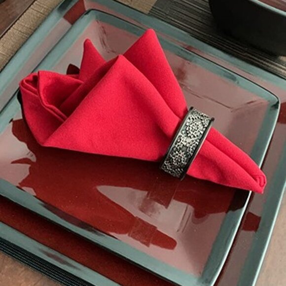 NEW 6 Piece 100% Spun Polyester Table Top Collection, Napkins, 18x18, Red - Picture 7 of 9